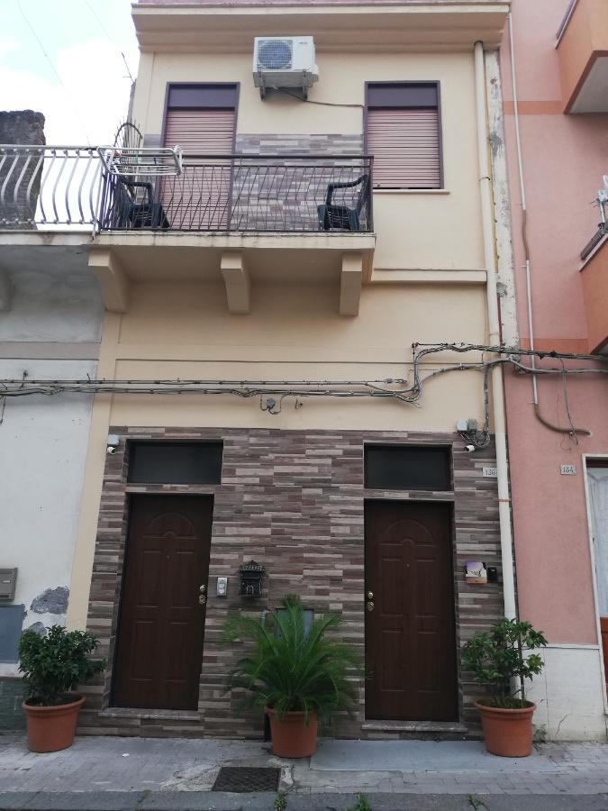 Appartement Stella & Luna à Calatabiano Extérieur photo